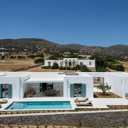 Villa Complex White And Rocks Páros Eksteriør billede