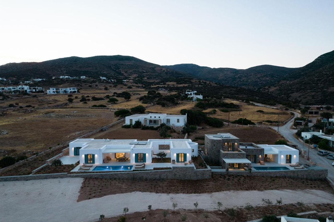 Villa Complex White And Rocks Páros Eksteriør billede